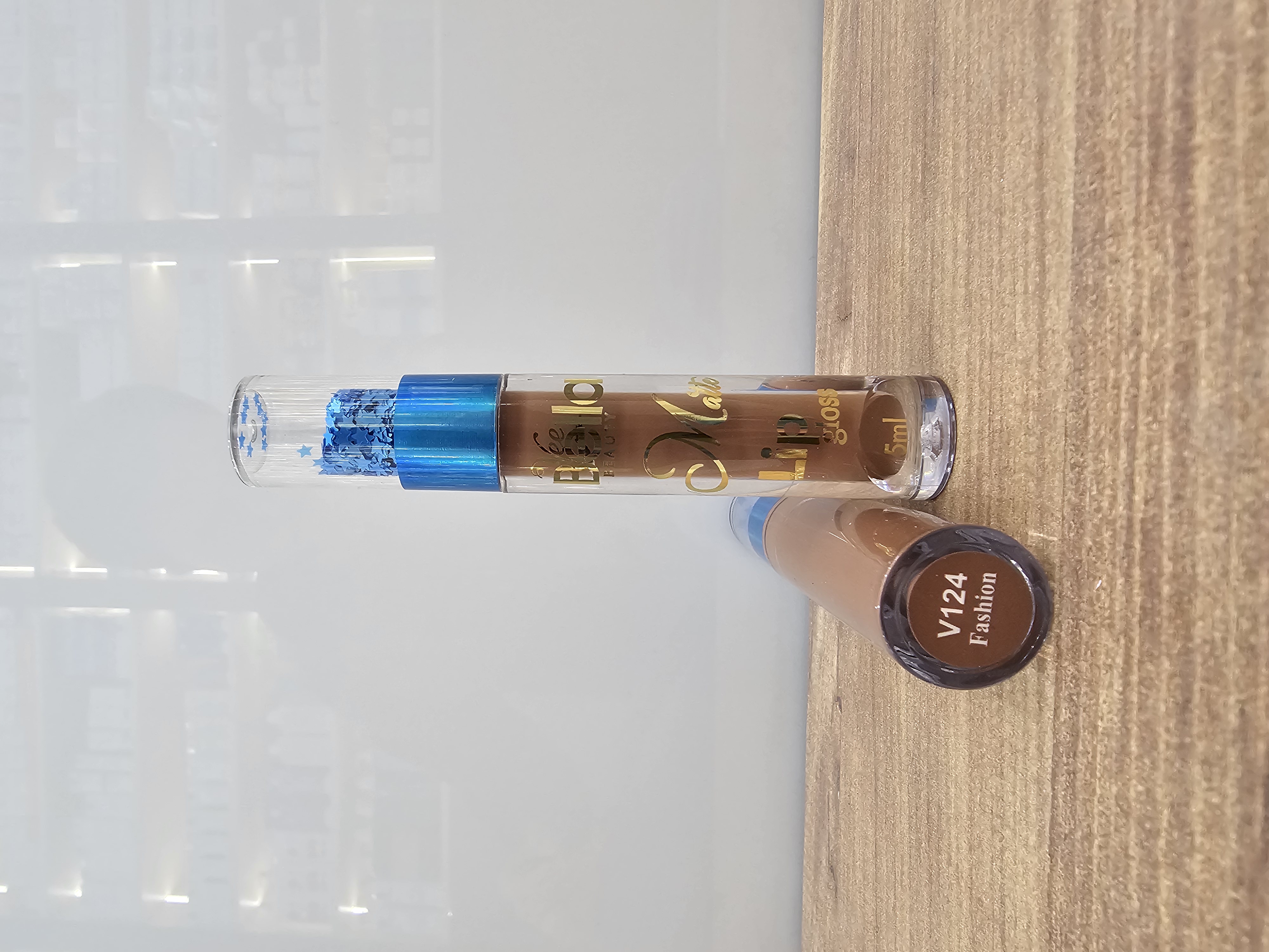 BELLA LIPGLOSS V124 FASHION